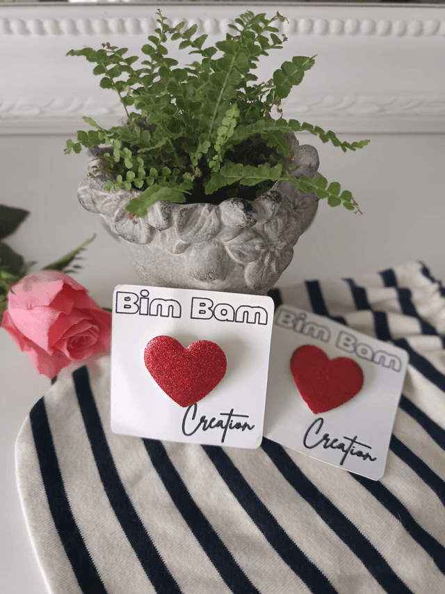 Broche &quot;Moyen cœur rouge&quot;