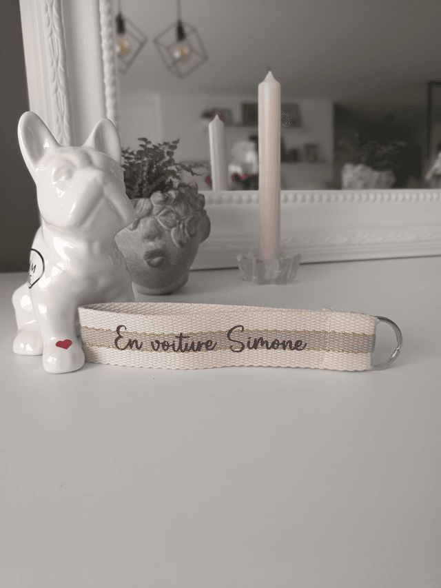 Porte-Clés dragonne  &quot;En voiture Simone&quot;